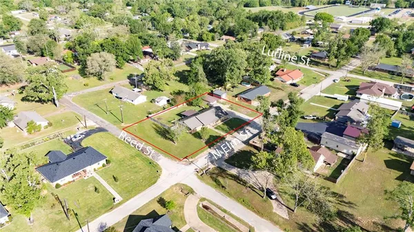 $344,900 | 409 North Elm Street, Frankston, TX 75763