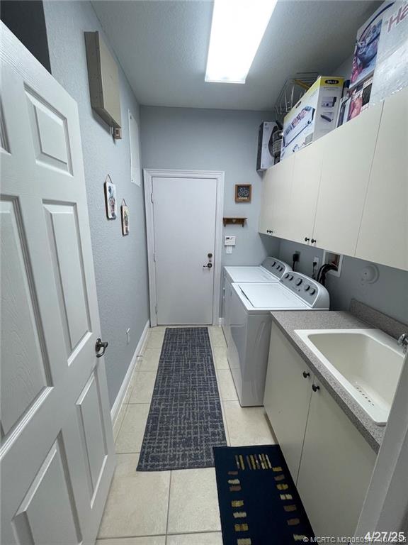4513 Southwest 185th Avenue Miramar, FL 33029 - Photo 25 of 66 a utility room with dryer and washer