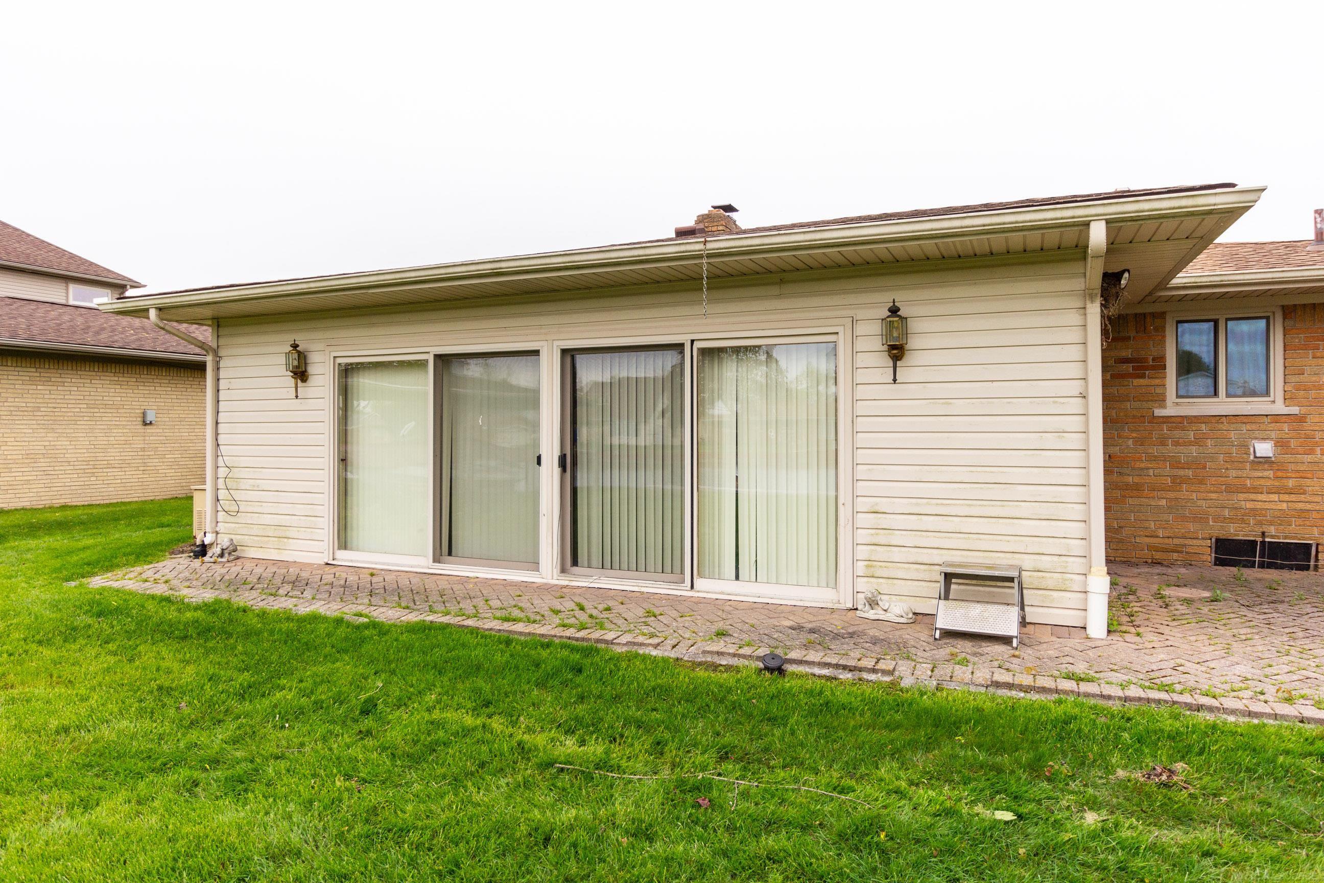 7218 Cardinal Road Algonac, MI 48001 - Photo 13 of 14 50142948-e5860273-692b-438f-a611-20b81fd1f4cc.JPG