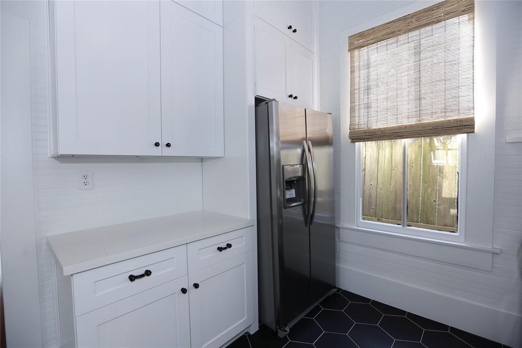 2119 Freeman Street Houston, TX 77009 - Photo 8 of 15