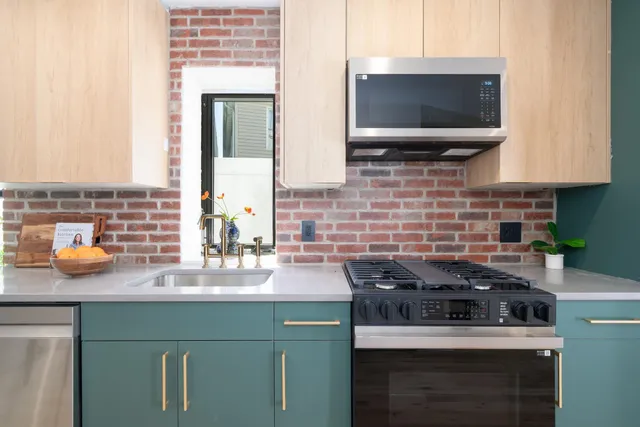 $449,150 | 10 Prescott Street, Unit 4, Jersey City, NJ 07304