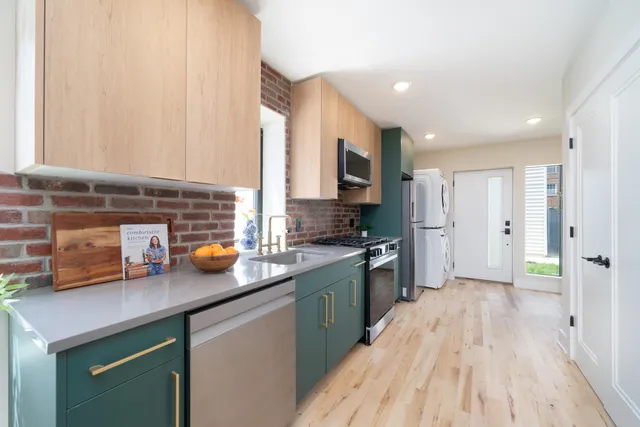 $449,150 | 10 Prescott Street, Unit 4, Jersey City, NJ 07304