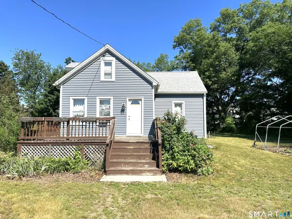 $229,900 | 61 Clark Avenue, North Haven, CT 06473