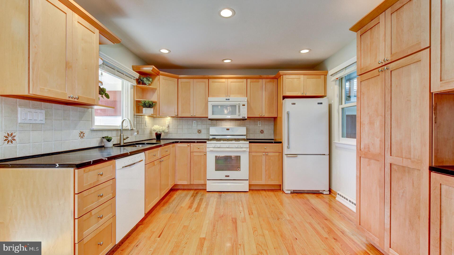 629 Scotch Road Pennington, NJ 08534 - Photo 17 of 55 Kitchen
