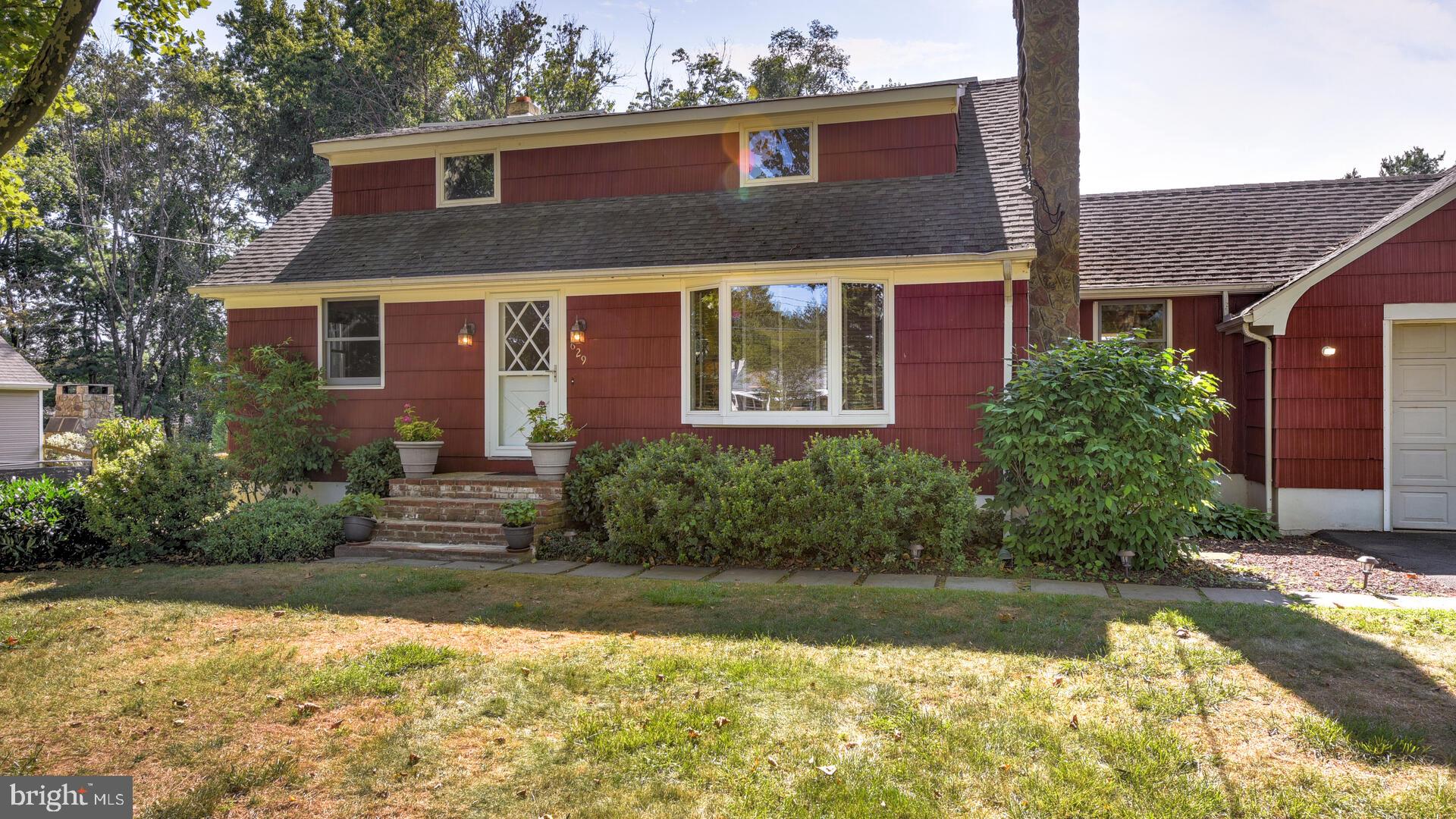 629 Scotch Road Pennington, NJ 08534 - Photo 3 of 55 Front of House