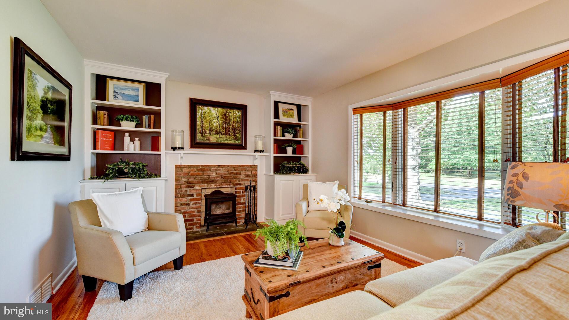 629 Scotch Road Pennington, NJ 08534 - Photo 7 of 55 Living Room