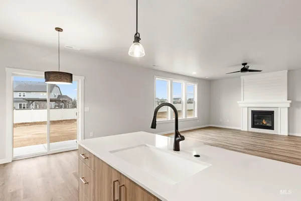 $647,990 | 3780 West Amapola Drive, Meridian, ID 83642