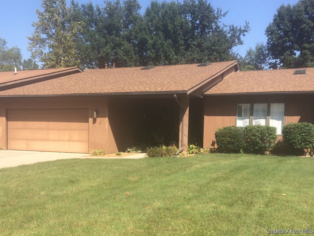 2 Washington Place Springfield, IL 62702 - Photo 1 of 1
