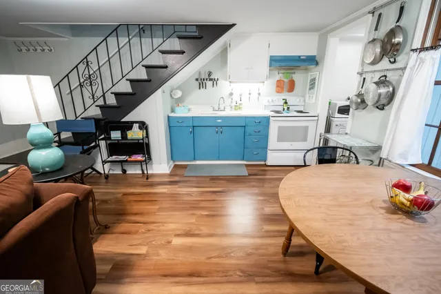 $1,650 | 290.5 Milledge Circle, Athens, GA 30606