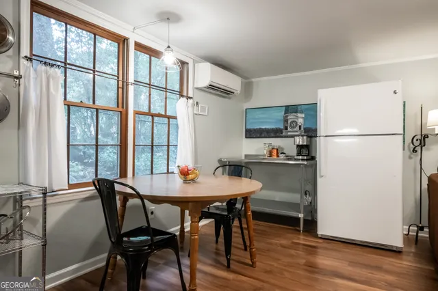 $1,650 | 290.5 Milledge Circle, Athens, GA 30606