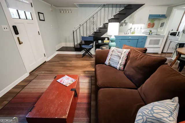 $1,650 | 290.5 Milledge Circle, Athens, GA 30606