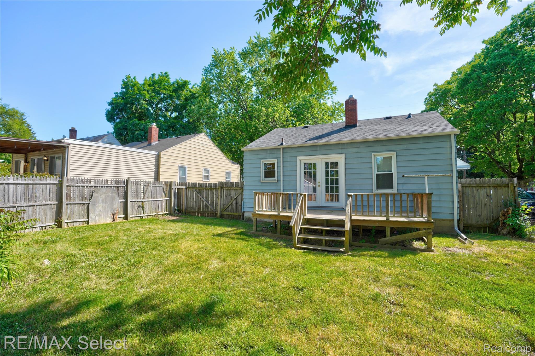 4305 Pengelly Road Flint, MI 48507 - Photo 4 of 36 4305 Pengelly Rd 06.jpg