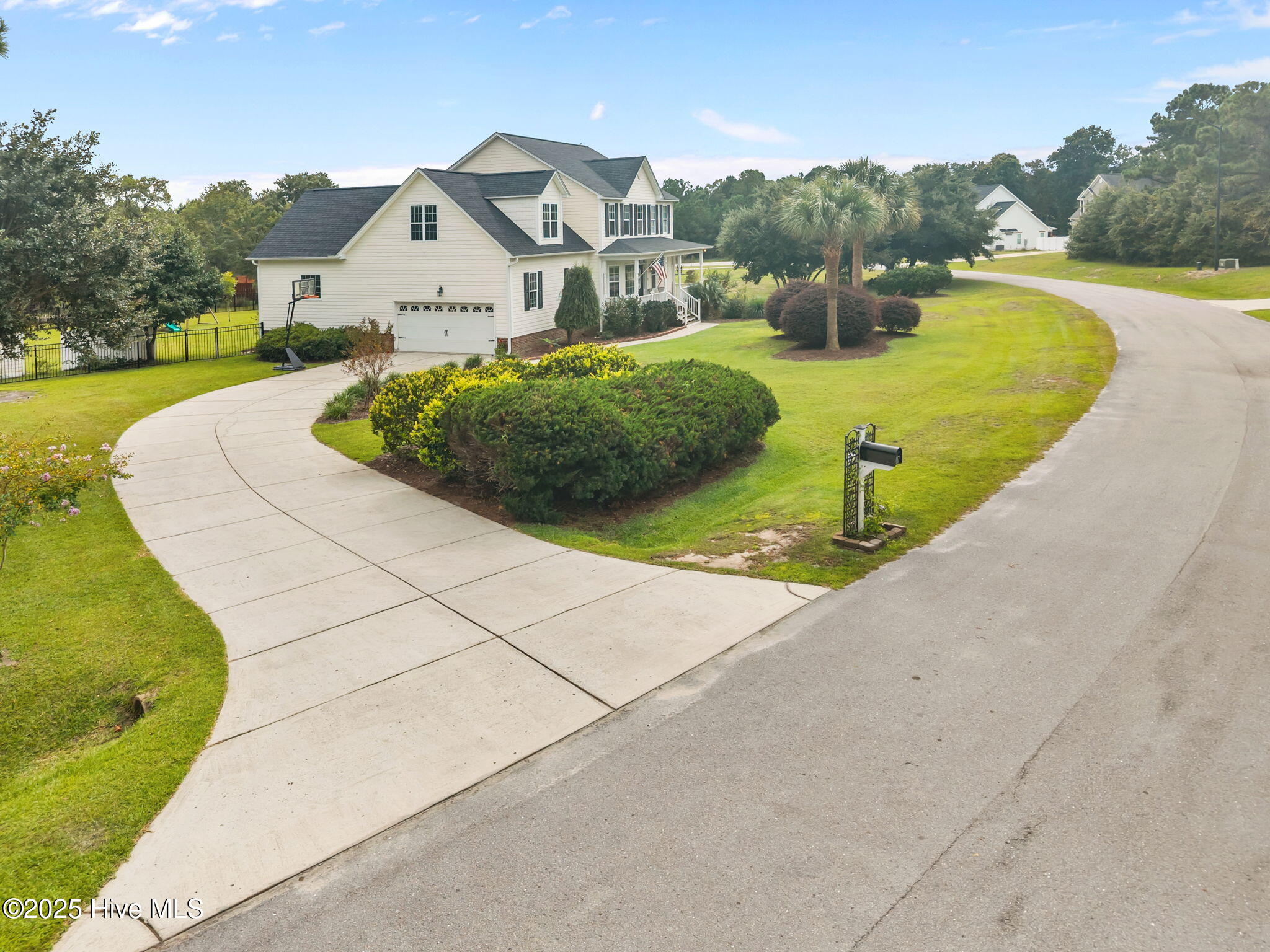 107 Calcos Court Holly Ridge, NC 28445 - Photo 5 of 72 6-web-or-mls-DJI_20250910153334_0531_D