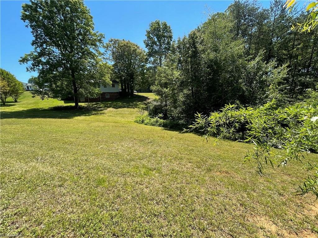 140 Maple Ridge Drive King, NC 27021 - Photo 29 of 32