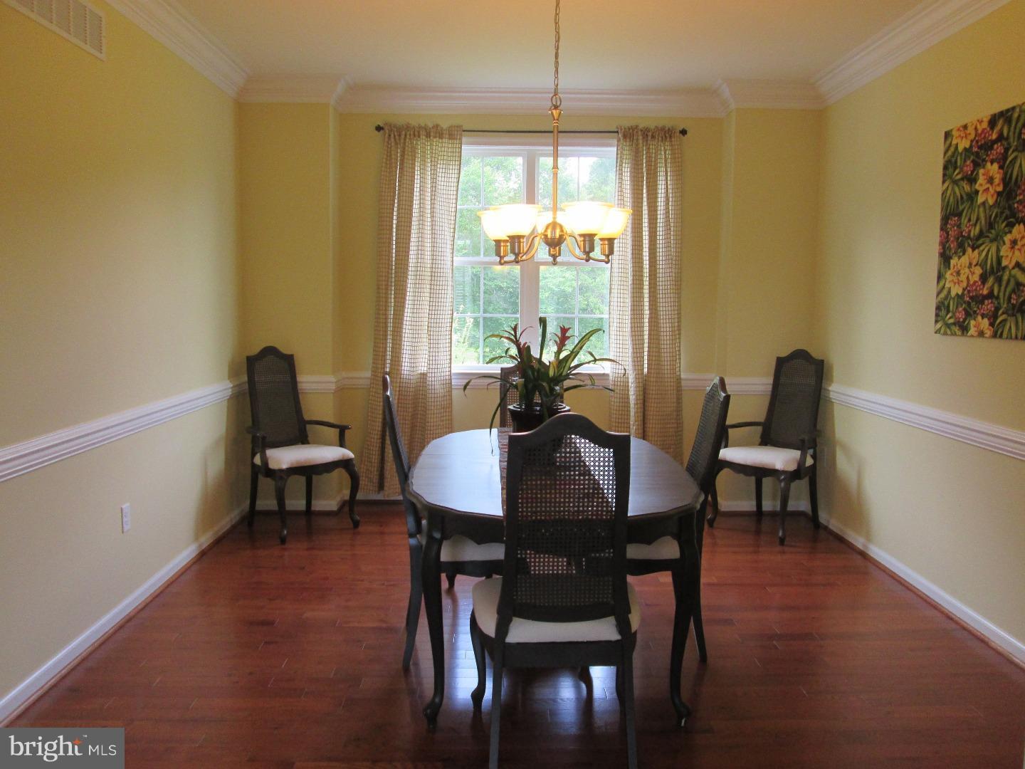 404 Welsh Hill Road Newark, DE 19702 - Photo 4 of 16 Dining Room
