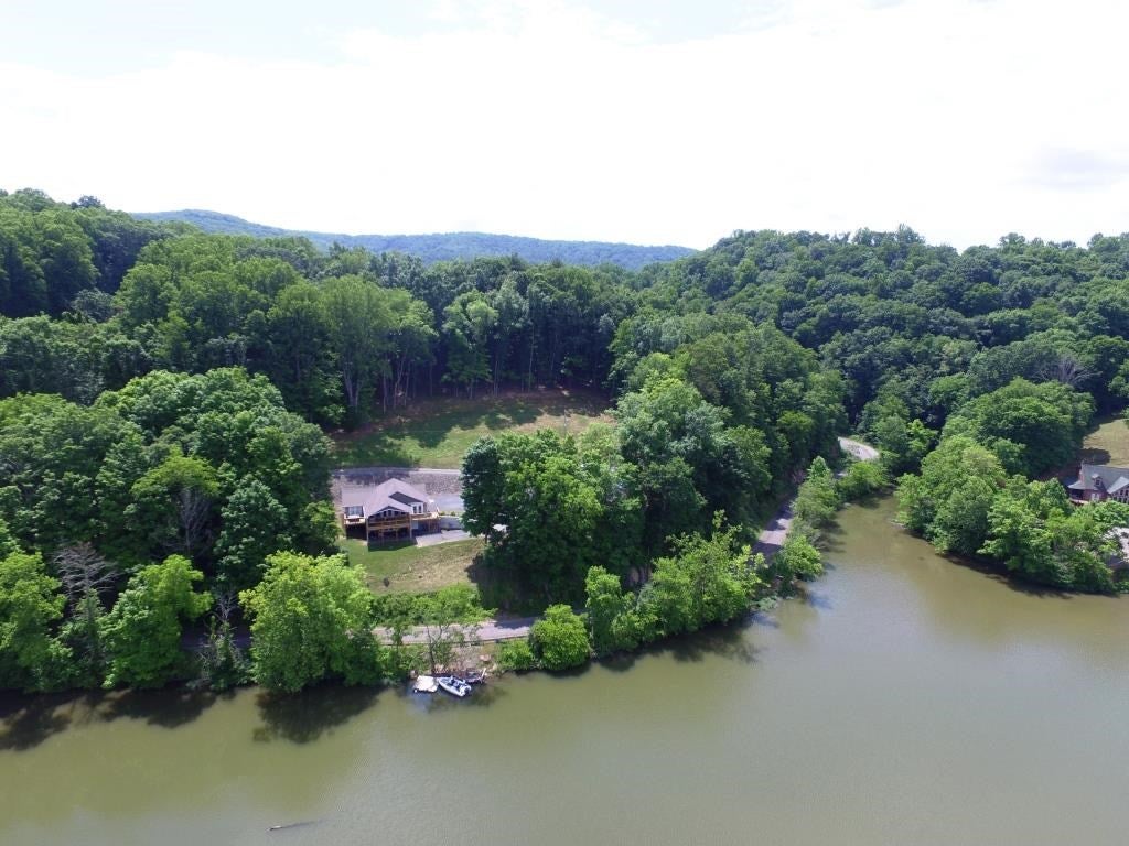 2592 Old Hurst Road Hiwassee, VA 24347 - Photo 25 of 31 Gallery Image 25