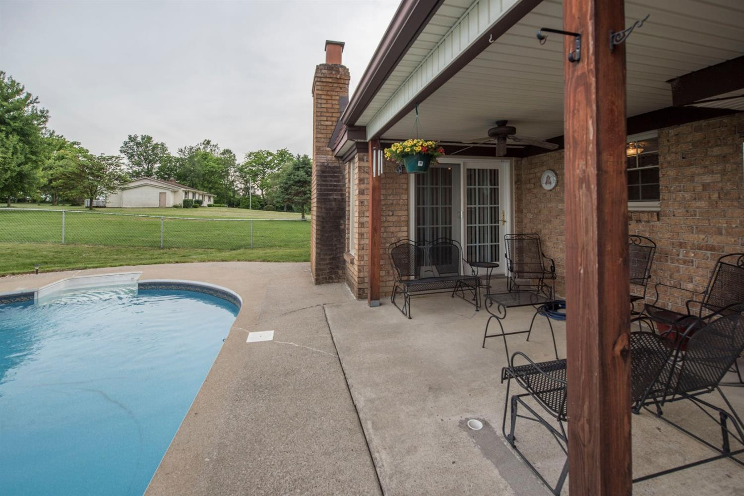 5324 Stewart Road Lexington, KY 40516 - Photo 8 of 56 Listing Photo