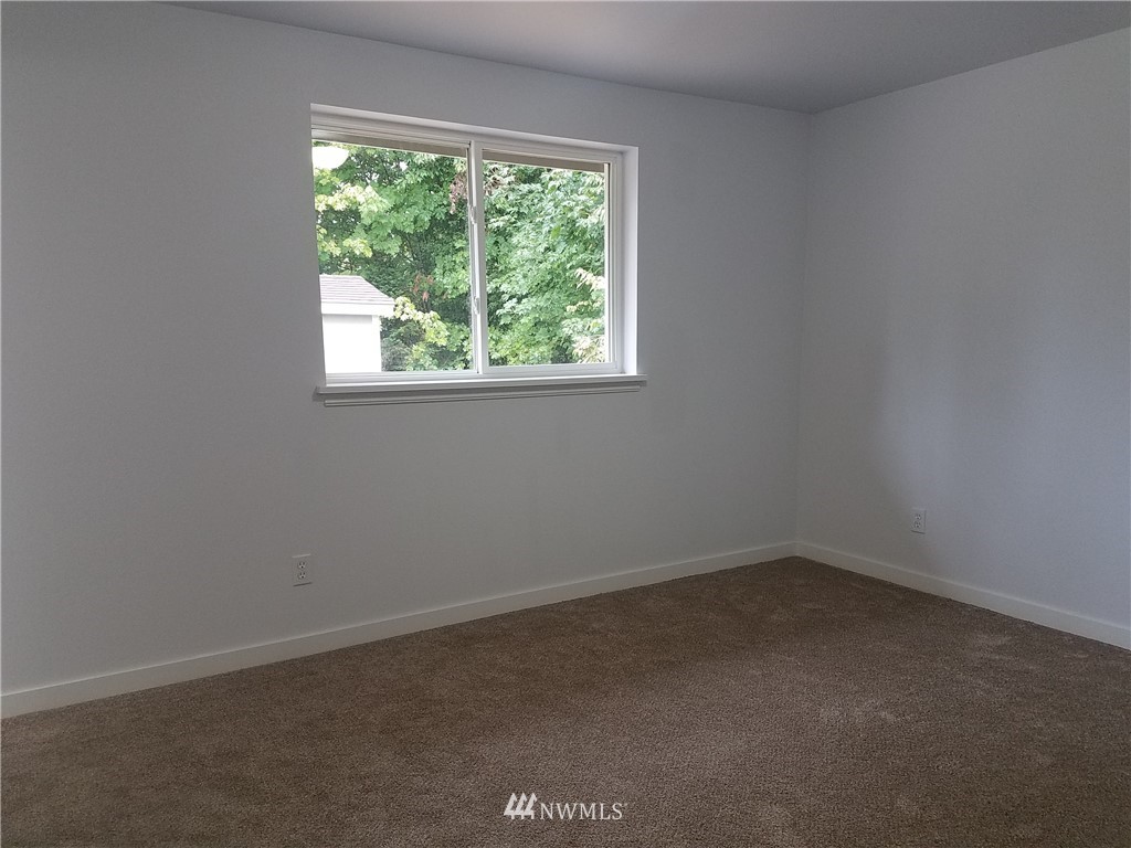 3723 Delphi Road Southwest Olympia, WA 98512 - Photo 12 of 18 Gallery Image 12