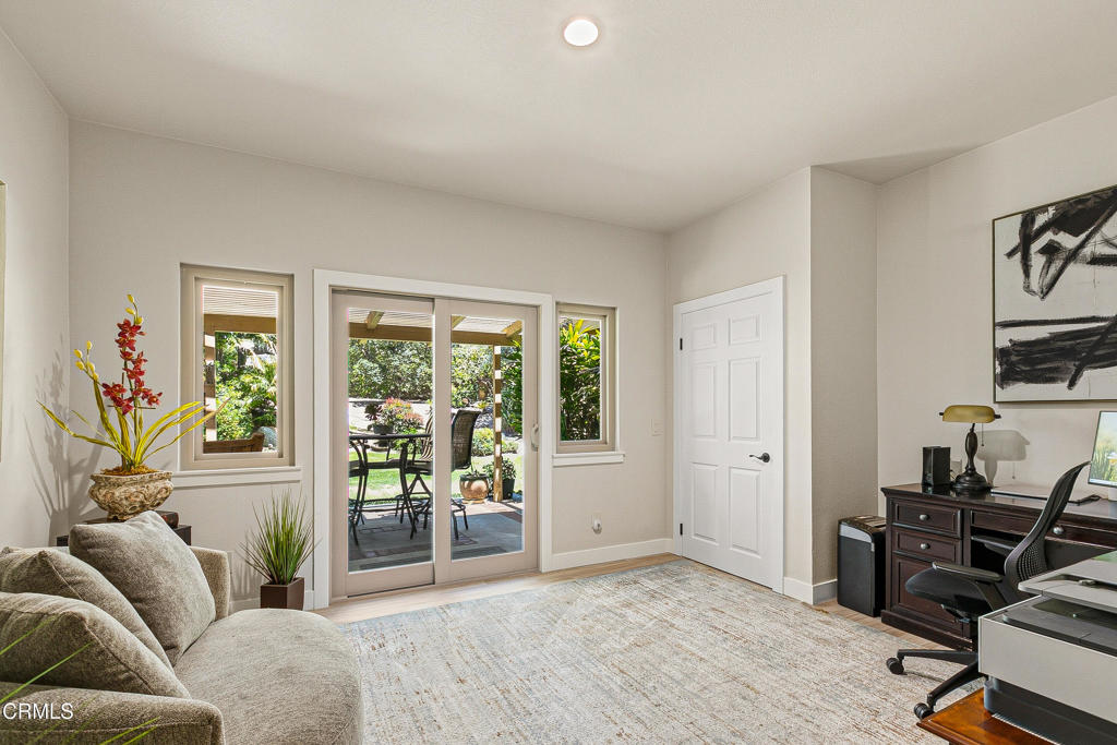 10539 Chippenham Road Camarillo, CA 93012 - Photo 24 of 74