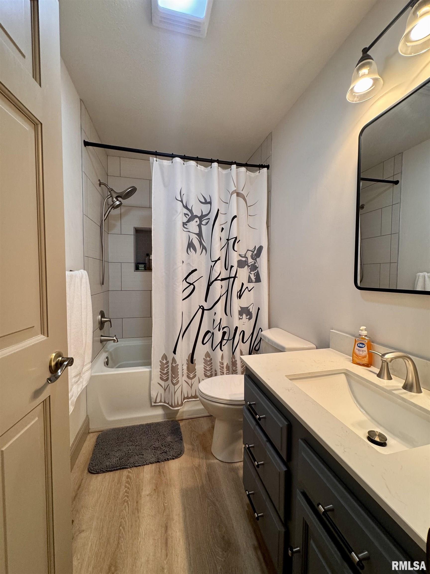 12101 North 1050th Road Macomb, IL 61455 - Photo 24 of 45 Gallery Image 24