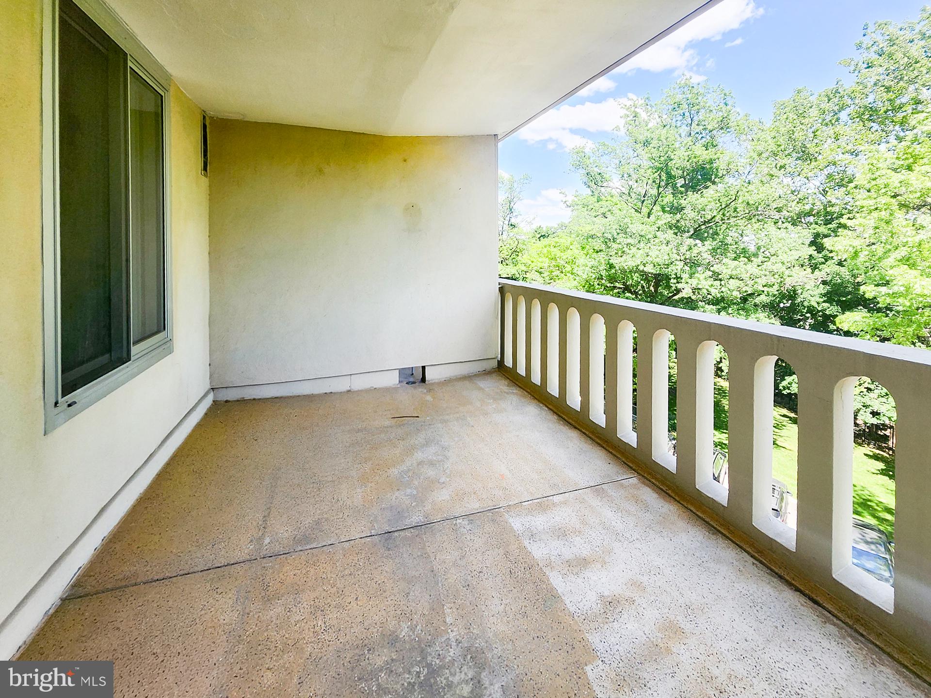 191 Presidential Boulevard, Unit R414 Bala Cynwyd, PA 19004 - Photo 14 of 20 Balcony