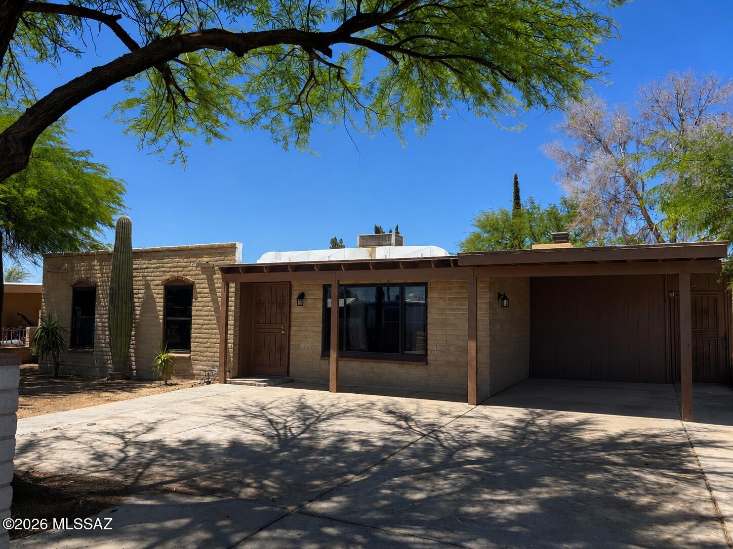 236 West Bilby Road Tucson, AZ 85706 - Photo 2 of 3