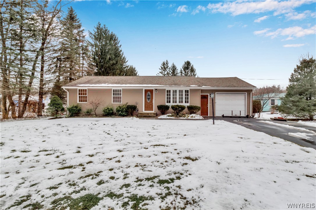 5584 Mapleton Road Pendleton, NY 14094 - Photo 1 of 1