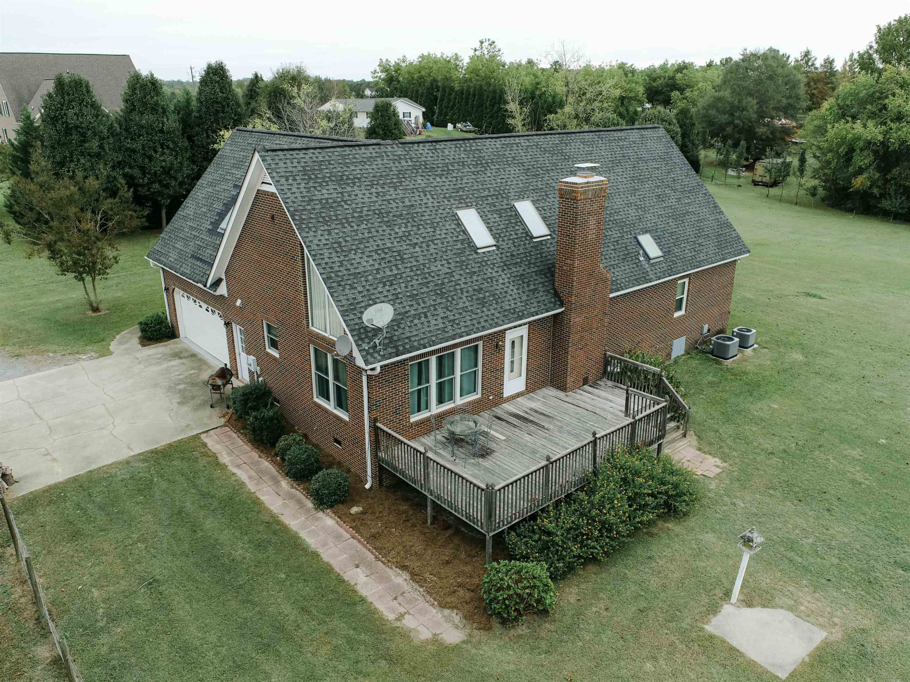 357 North Pleasant Coates Road Benson, NC 27504 - Photo 4 of 21 Photo 4