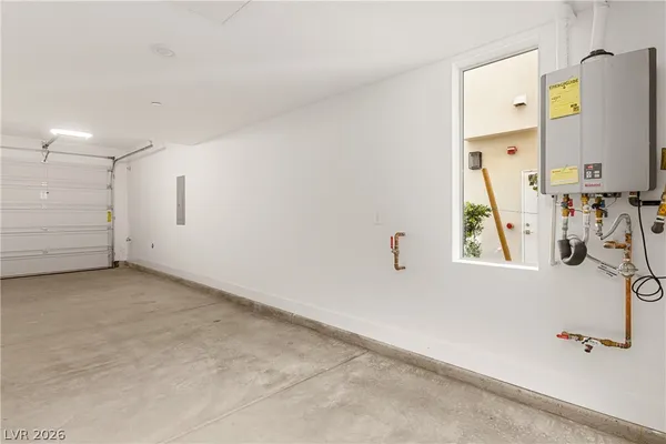 $2,500 | 10013 Hematite Place, Las Vegas, NV 89143