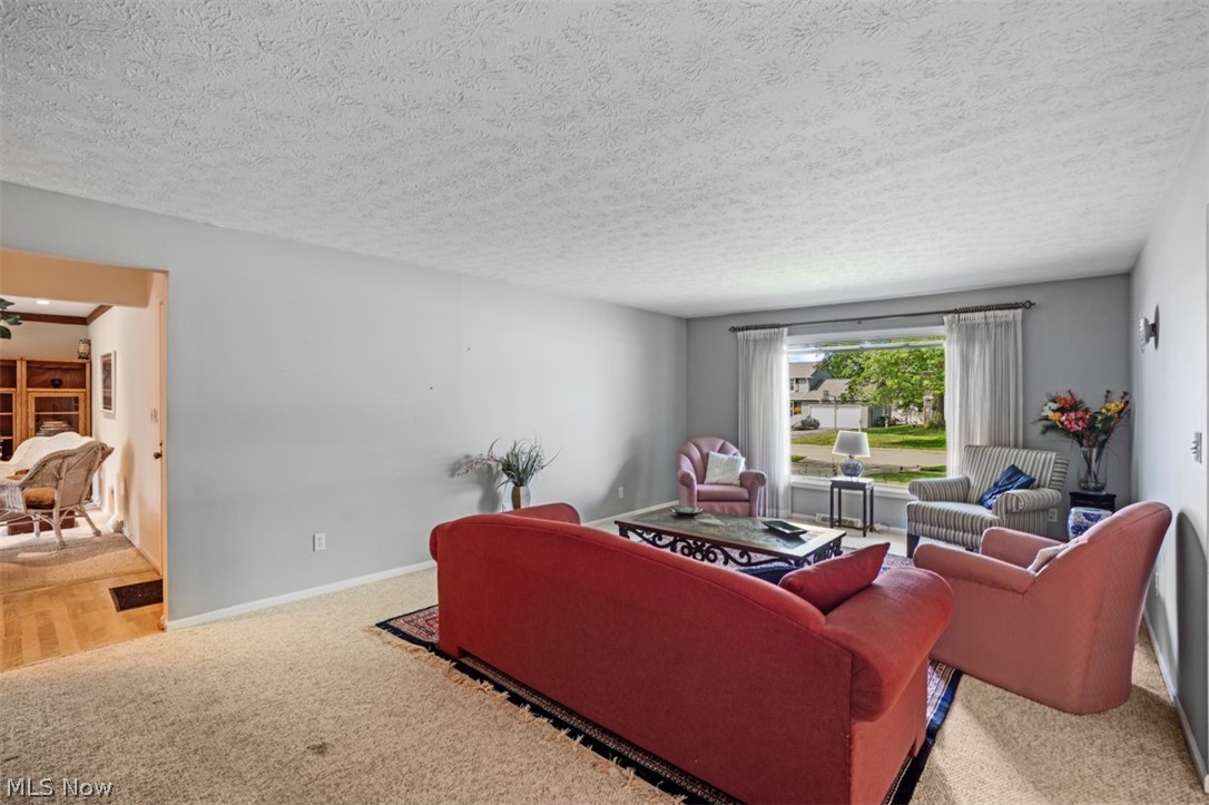 1897 Winchester Road Cleveland, OH 44124 - Photo 11 of 39 Gallery Image 11