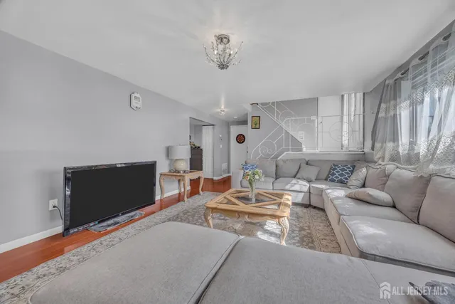 $699,900 | 17 Heather Drive, Old Bridge, NJ 08857