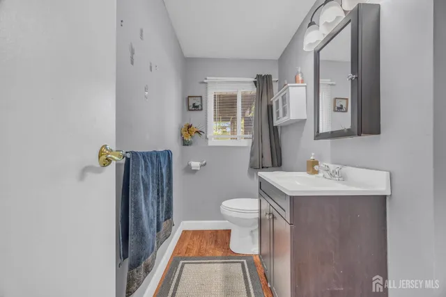 $699,900 | 17 Heather Drive, Old Bridge, NJ 08857