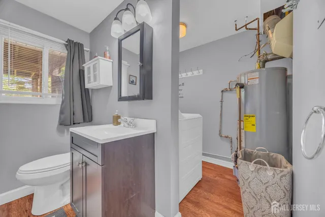 $699,900 | 17 Heather Drive, Old Bridge, NJ 08857