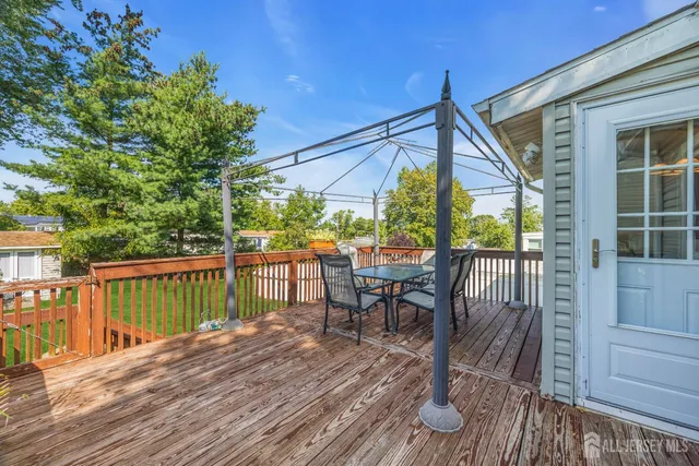 $699,900 | 17 Heather Drive, Old Bridge, NJ 08857