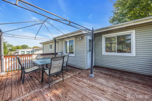 $699,900 | 17 Heather Drive, Old Bridge, NJ 08857