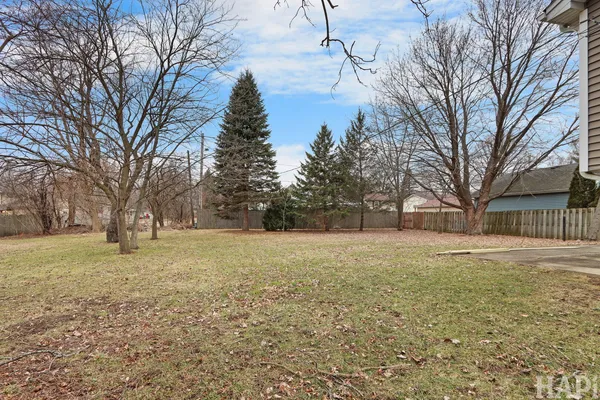 $339,999 | 38132 North Manor Avenue, Beach Park, IL 60087