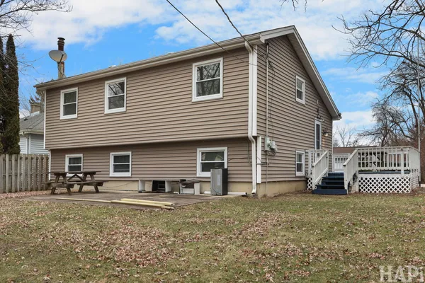 $339,999 | 38132 North Manor Avenue, Beach Park, IL 60087