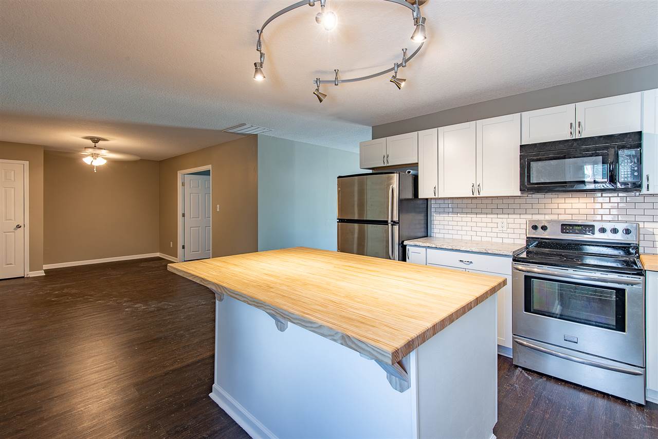 5429 Rothermere Drive Fort Wayne, IN 46835 - Photo 1 of 21 Gallery Image 1