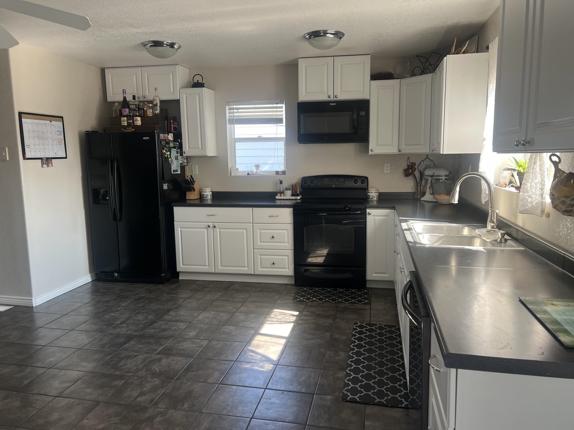 1117 11th Street Rawlins, WY 82301 - Photo 9 of 28