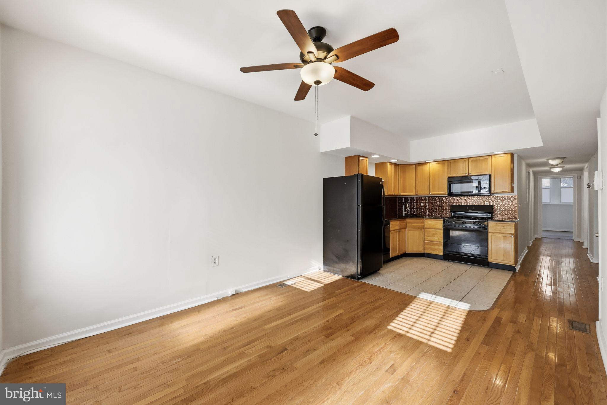 420 Conarroe Street, Unit 1 Philadelphia, PA 19128 - Photo 4 of 15