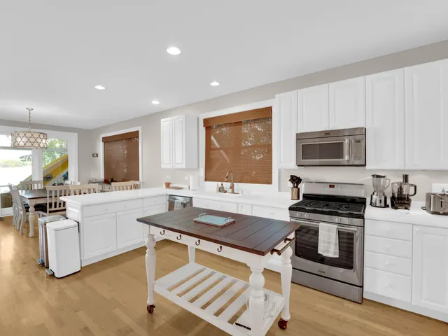 $1,875,000 | 134 West Park Drive, Twin Lakes, WI 53181