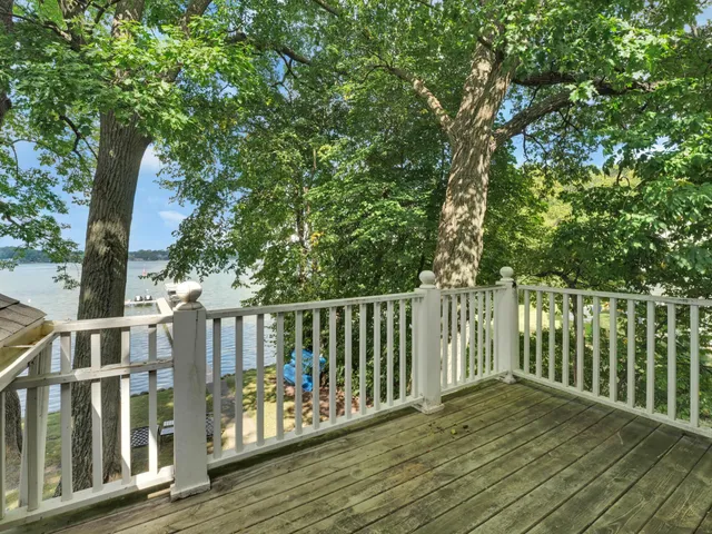 $1,875,000 | 134 West Park Drive, Twin Lakes, WI 53181