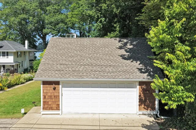 $1,875,000 | 134 West Park Drive, Twin Lakes, WI 53181