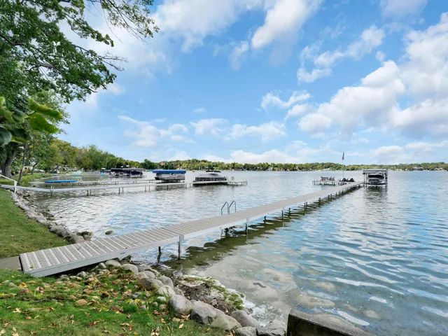 $1,875,000 | 134 West Park Drive, Twin Lakes, WI 53181