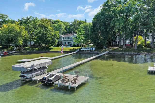 $1,875,000 | 134 West Park Drive, Twin Lakes, WI 53181