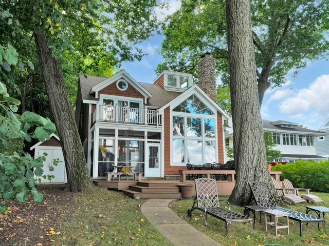 $1,875,000 | 134 West Park Drive, Twin Lakes, WI 53181