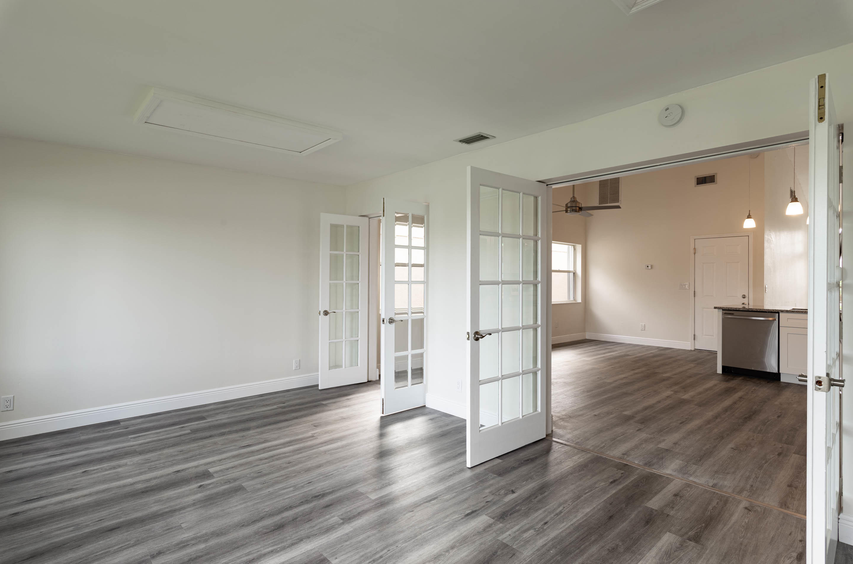 23040 Floralwood Lane Boca Raton, FL 33433 - Photo 5 of 26 Living Room Entry