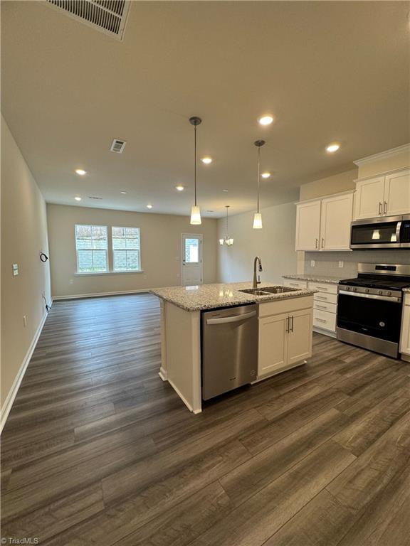 877 Falls Grove Trail High Point, NC 27265 - Photo 4 of 38