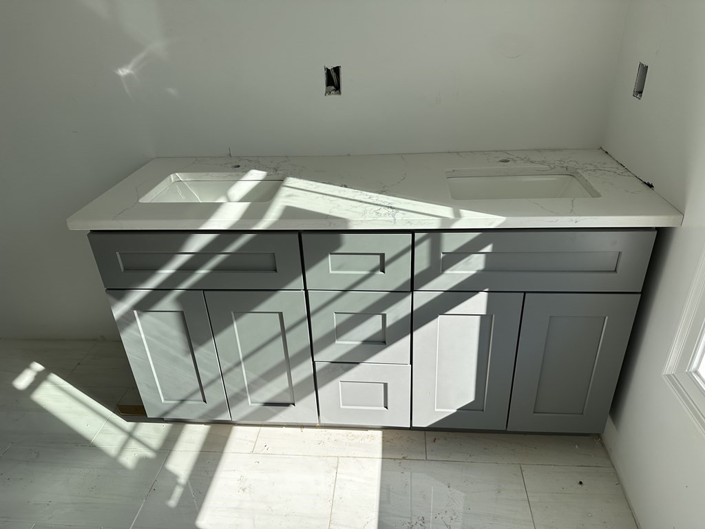 249 Groton Road, Unit 2 Chelmsford, MA 01863 - Photo 9 of 23 a view of entryway
