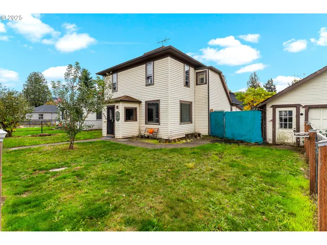 $299,000 | 2026 C Street, Washougal, WA 98671